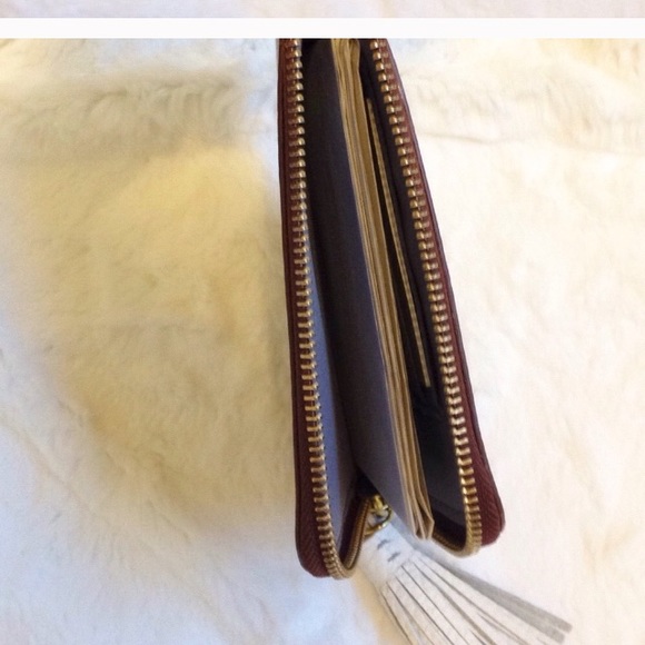 🆕 Fossil Tassel Wristlet - Picture 4 of 7